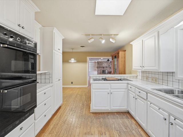 1104 Coffield Street, Bowie, TX 76230