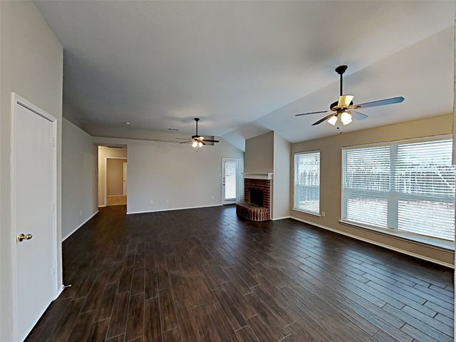 10545 Splitridge Court, Fort Worth, TX 76108