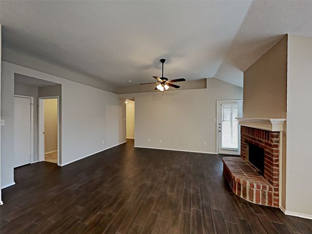 10545 Splitridge Court, Fort Worth, TX 76108