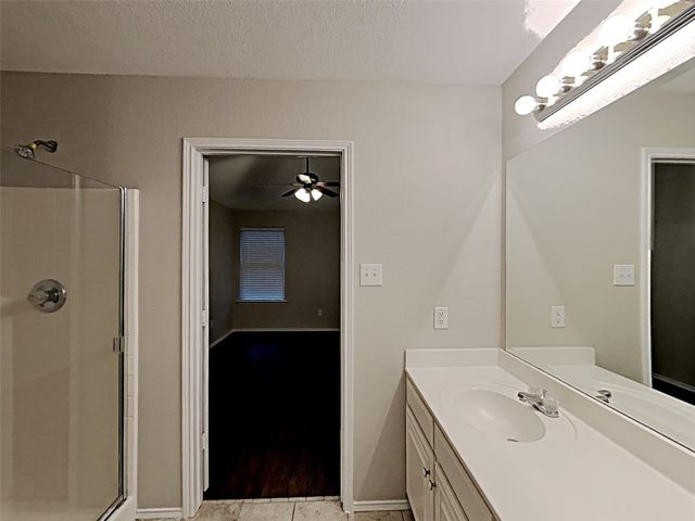 10545 Splitridge Court, Fort Worth, TX 76108