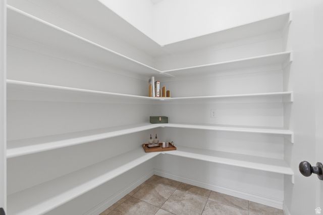 10332 S SALMON DR, South Jordan, UT 84009