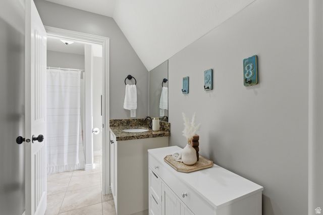 10332 S SALMON DR, South Jordan, UT 84009