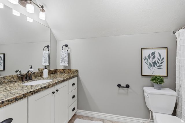 10332 S SALMON DR, South Jordan, UT 84009
