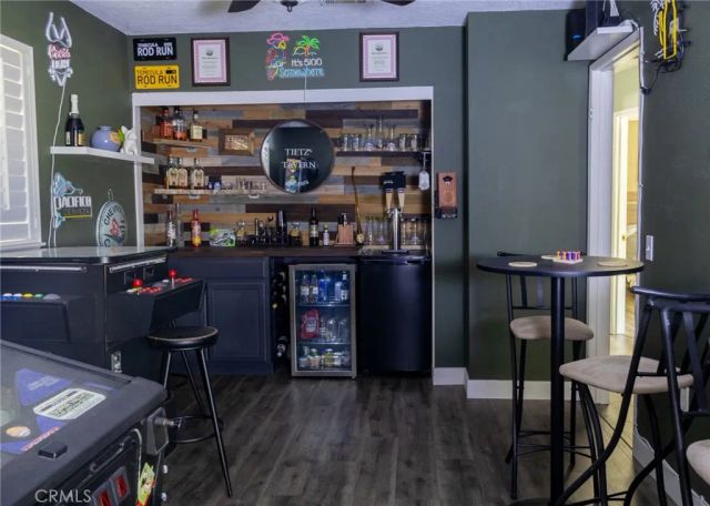 16027 Mandan Road, Apple Valley, CA 92307