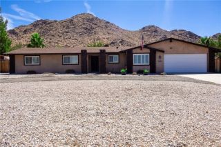 16027 Mandan Road, Apple Valley, CA 92307