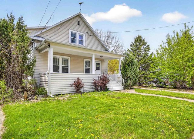 355 OAK STREET, Menasha, WI 54952