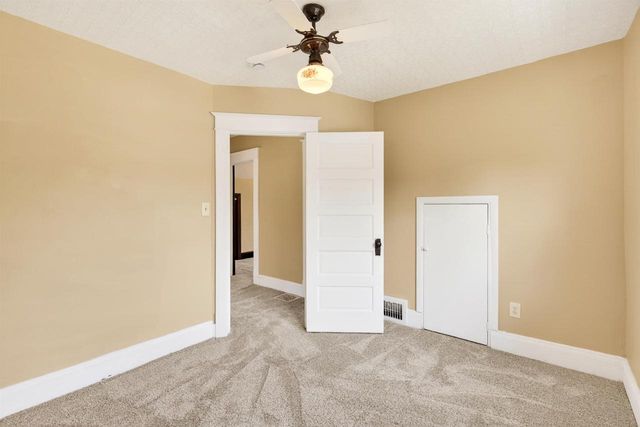 355 OAK STREET, Menasha, WI 54952