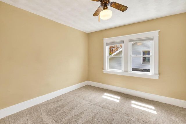355 OAK STREET, Menasha, WI 54952
