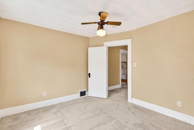 355 OAK STREET, Menasha, WI 54952