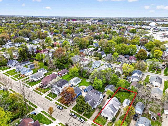 355 OAK STREET, Menasha, WI 54952
