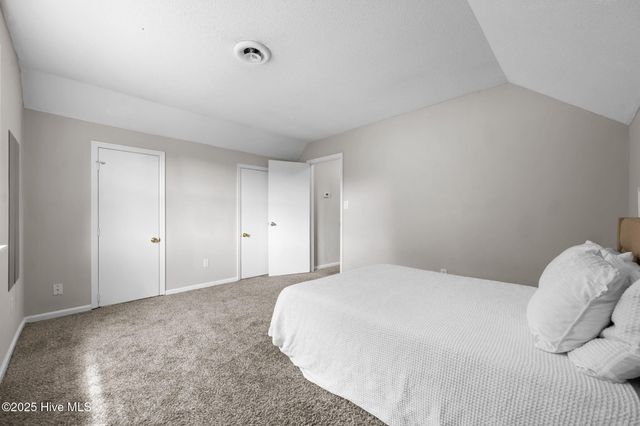 104 Ponderosa Drive, Jacksonville, NC 28540