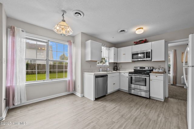 104 Ponderosa Drive, Jacksonville, NC 28540