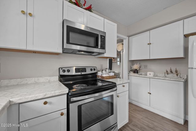 104 Ponderosa Drive, Jacksonville, NC 28540