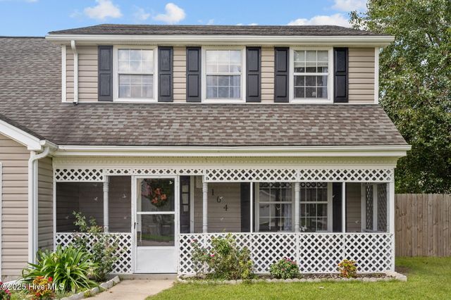 104 Ponderosa Drive, Jacksonville, NC 28540