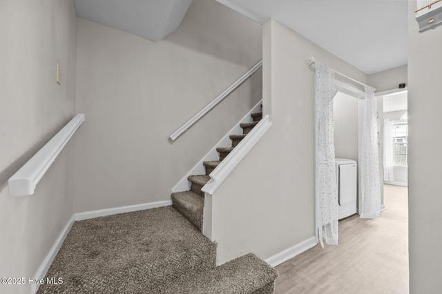 104 Ponderosa Drive, Jacksonville, NC 28540