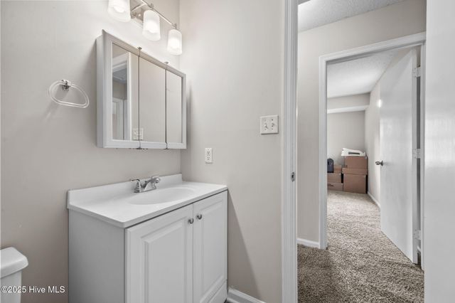 104 Ponderosa Drive, Jacksonville, NC 28540
