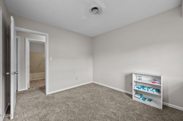 104 Ponderosa Drive, Jacksonville, NC 28540