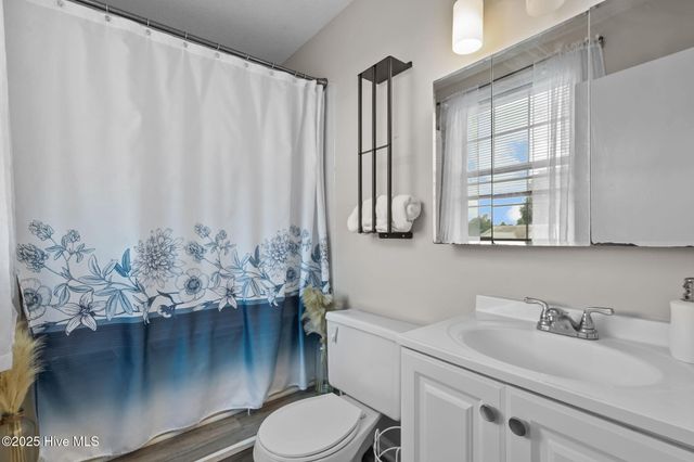 104 Ponderosa Drive, Jacksonville, NC 28540