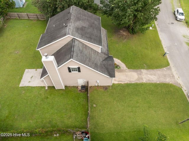 104 Ponderosa Drive, Jacksonville, NC 28540