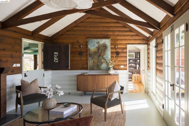 943 Glendome Circle, Oakland, CA 94602