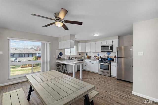 5 Saint Mark Drive, St Peters, MO 63376