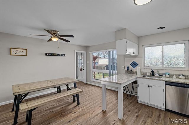 5 Saint Mark Drive, St Peters, MO 63376