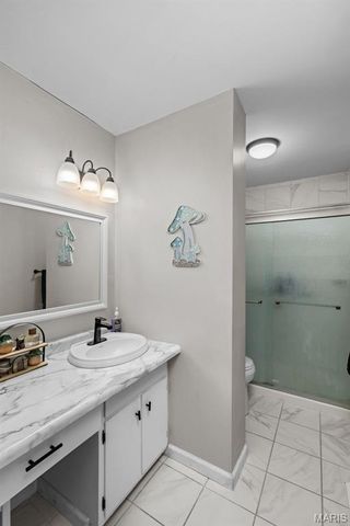 5 Saint Mark Drive, St Peters, MO 63376