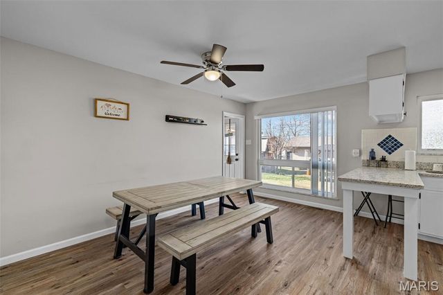 5 Saint Mark Drive, St Peters, MO 63376