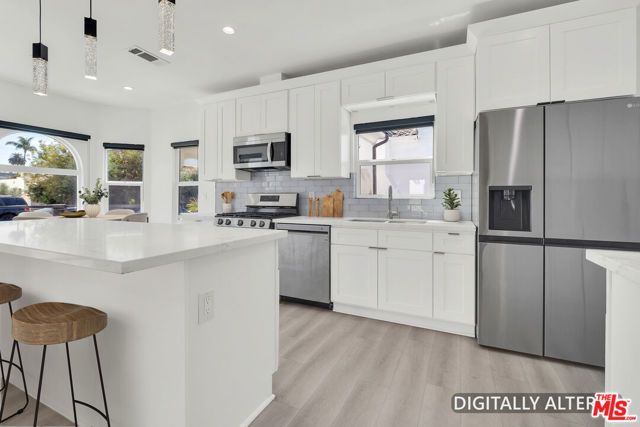 3021 Wellington Road, Los Angeles, CA 90016