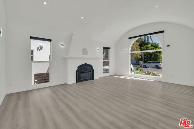3021 Wellington Road, Los Angeles, CA 90016