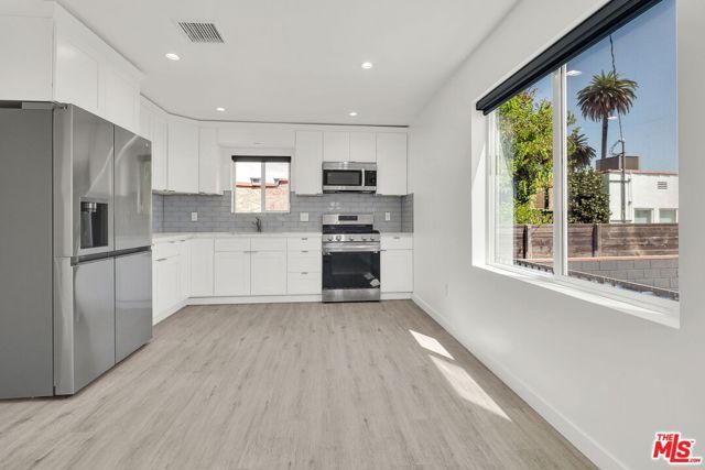 3021 Wellington Road, Los Angeles, CA 90016