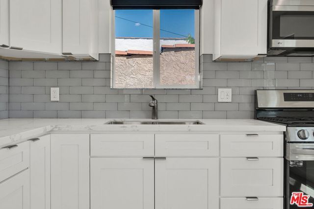 3021 Wellington Road, Los Angeles, CA 90016