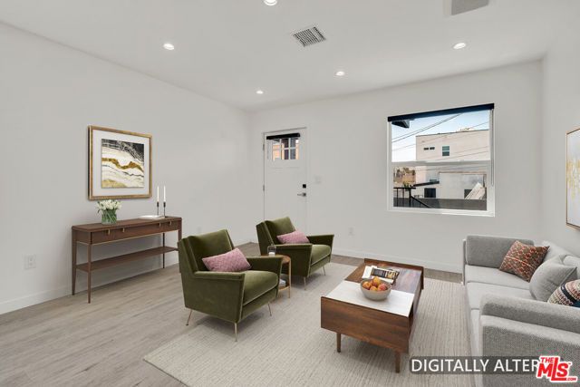 3021 Wellington Road, Los Angeles, CA 90016