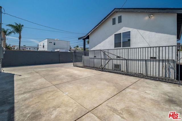 3021 Wellington Road, Los Angeles, CA 90016