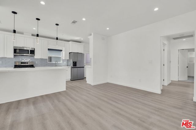3021 Wellington Road, Los Angeles, CA 90016