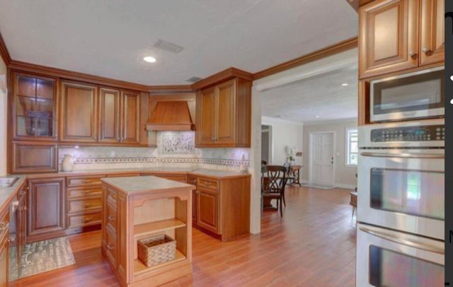 904 NE 26th Avenue, Pompano Beach, FL 33062