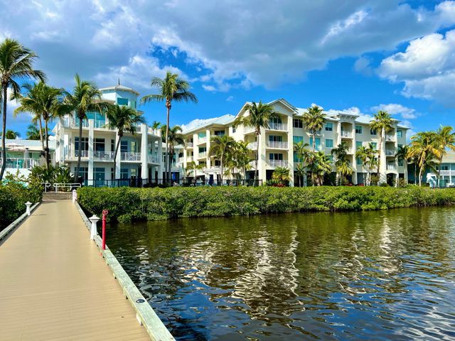 975 NW Flagler Avenue, Stuart, FL 34994