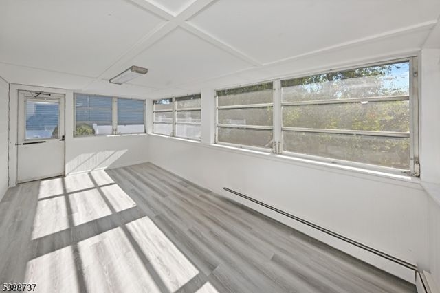 47 Myrtle Ave, Clifton City, NJ 07014