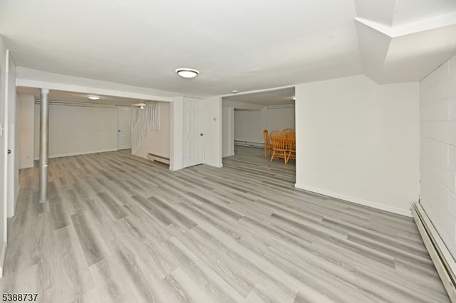 47 Myrtle Ave, Clifton City, NJ 07014