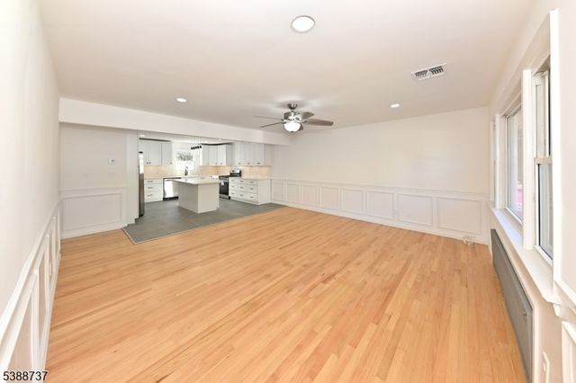 47 Myrtle Ave, Clifton City, NJ 07014