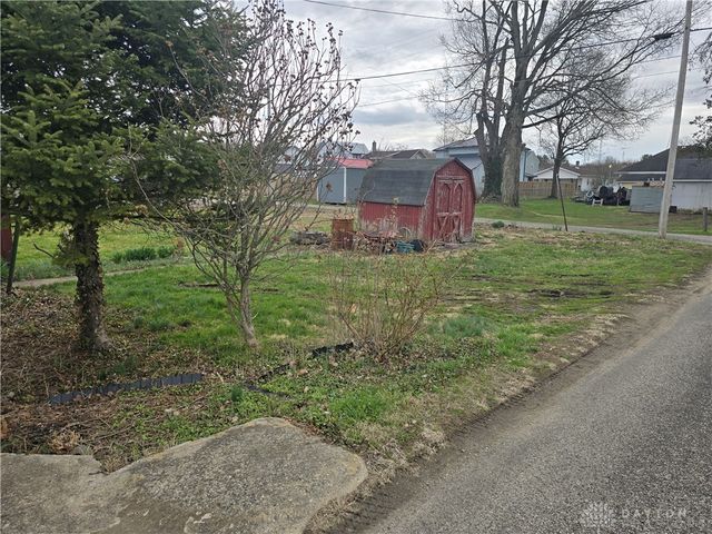 207 E Main Street, New Paris, OH 45347