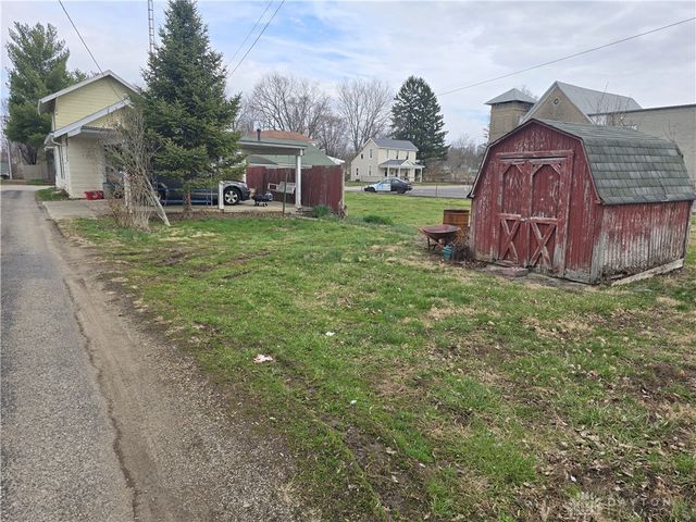 207 E Main Street, New Paris, OH 45347