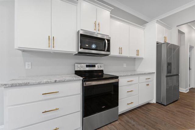 7926 S Shoreline Boulevard, Benton, AR 72019