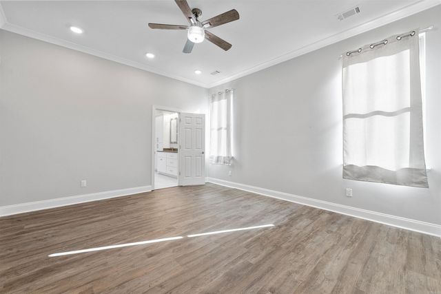 7926 S Shoreline Boulevard, Benton, AR 72019