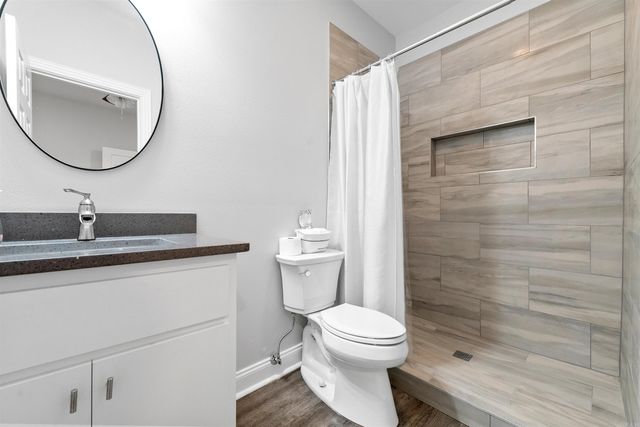 7926 S Shoreline Boulevard, Benton, AR 72019