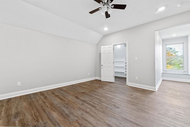 7926 S Shoreline Boulevard, Benton, AR 72019