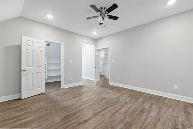 7926 S Shoreline Boulevard, Benton, AR 72019