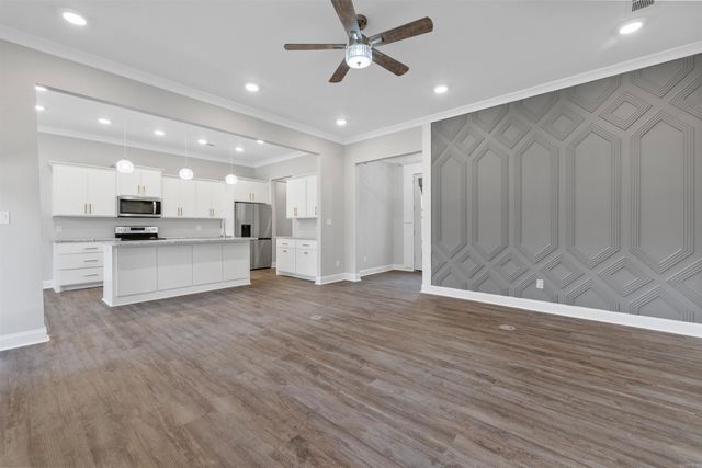 7926 S Shoreline Boulevard, Benton, AR 72019