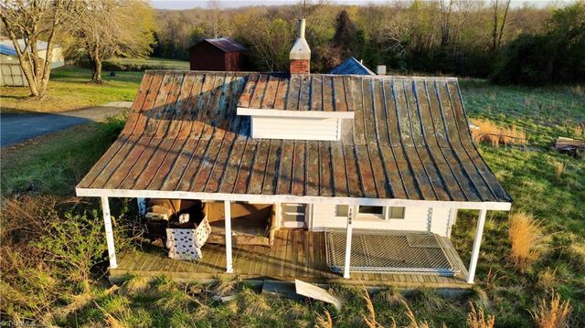 1768 Amostown Road, Sandy Ridge, NC 27046