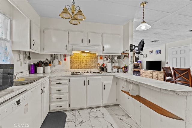 881 N Lake st 313, Hemet, CA 92544